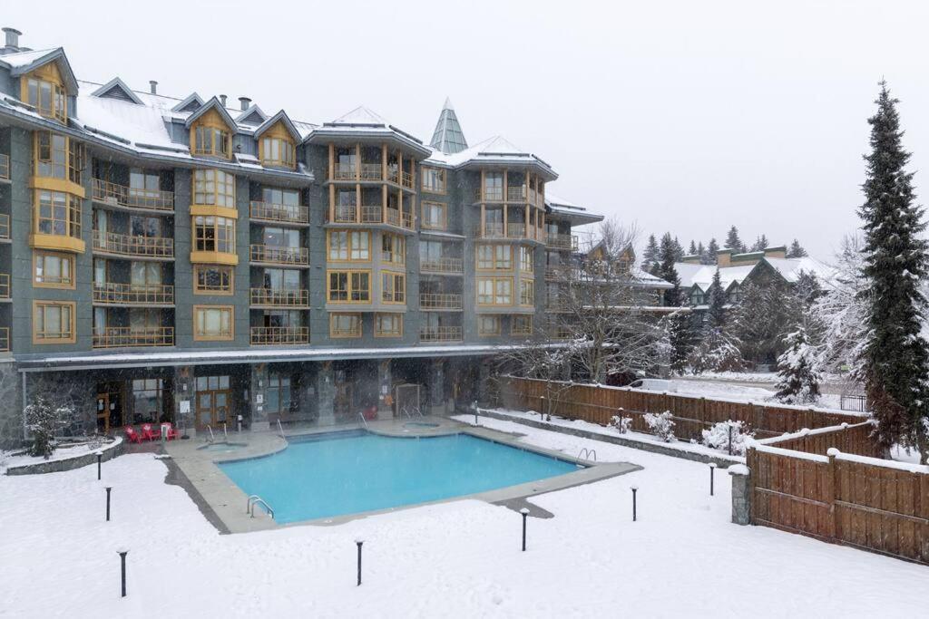 Cascade Lodge Premium Suite, With Pool & Hot Tub Whistler Zewnętrze zdjęcie